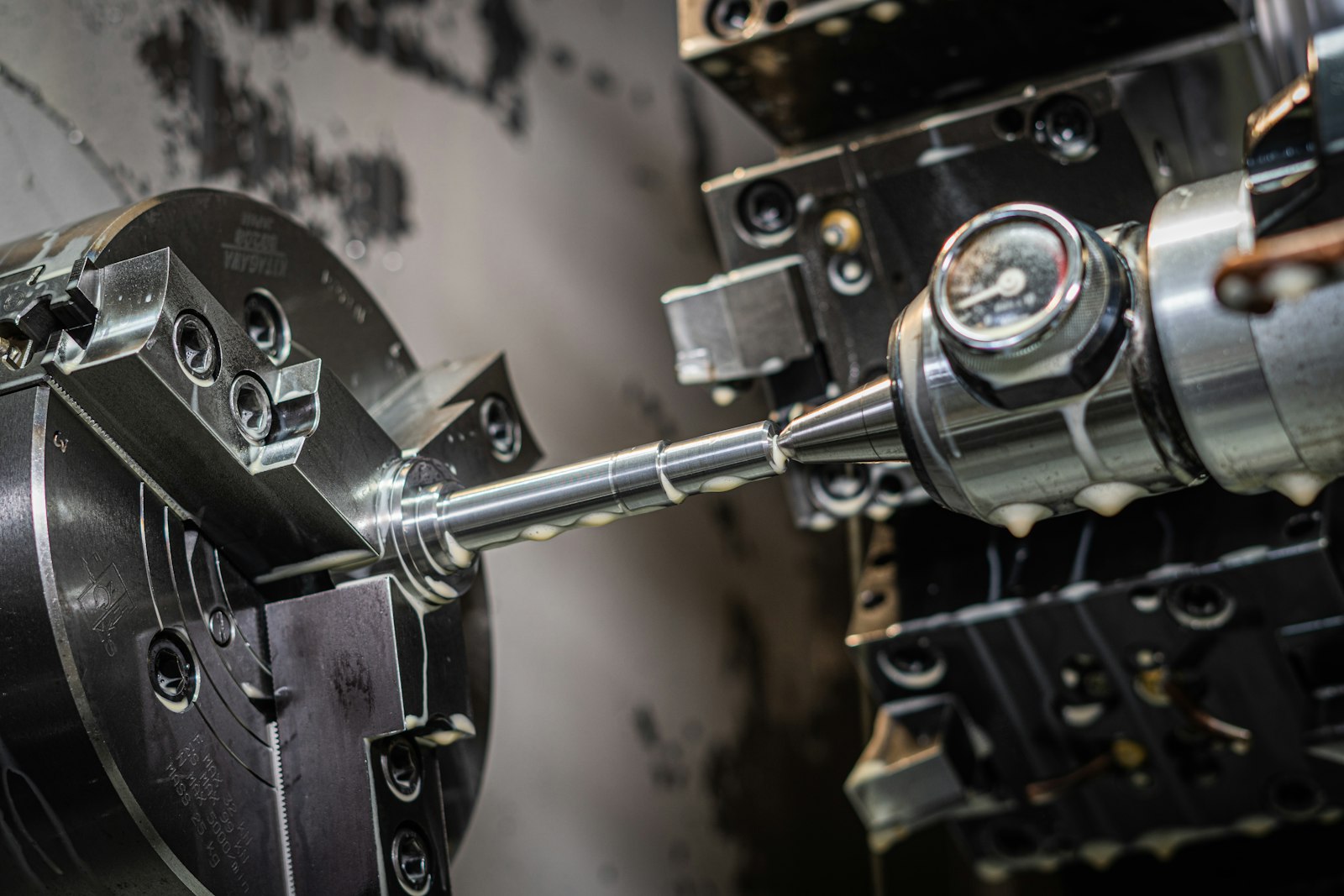 Precision machining on a CNC lathe